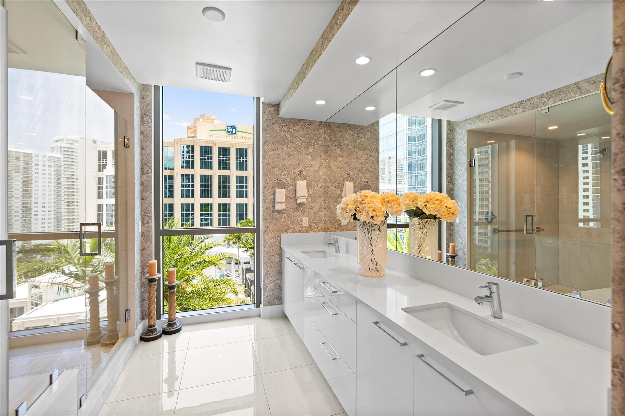 100 E Las Olas #1901 Fort Lauderdale, FL 33301