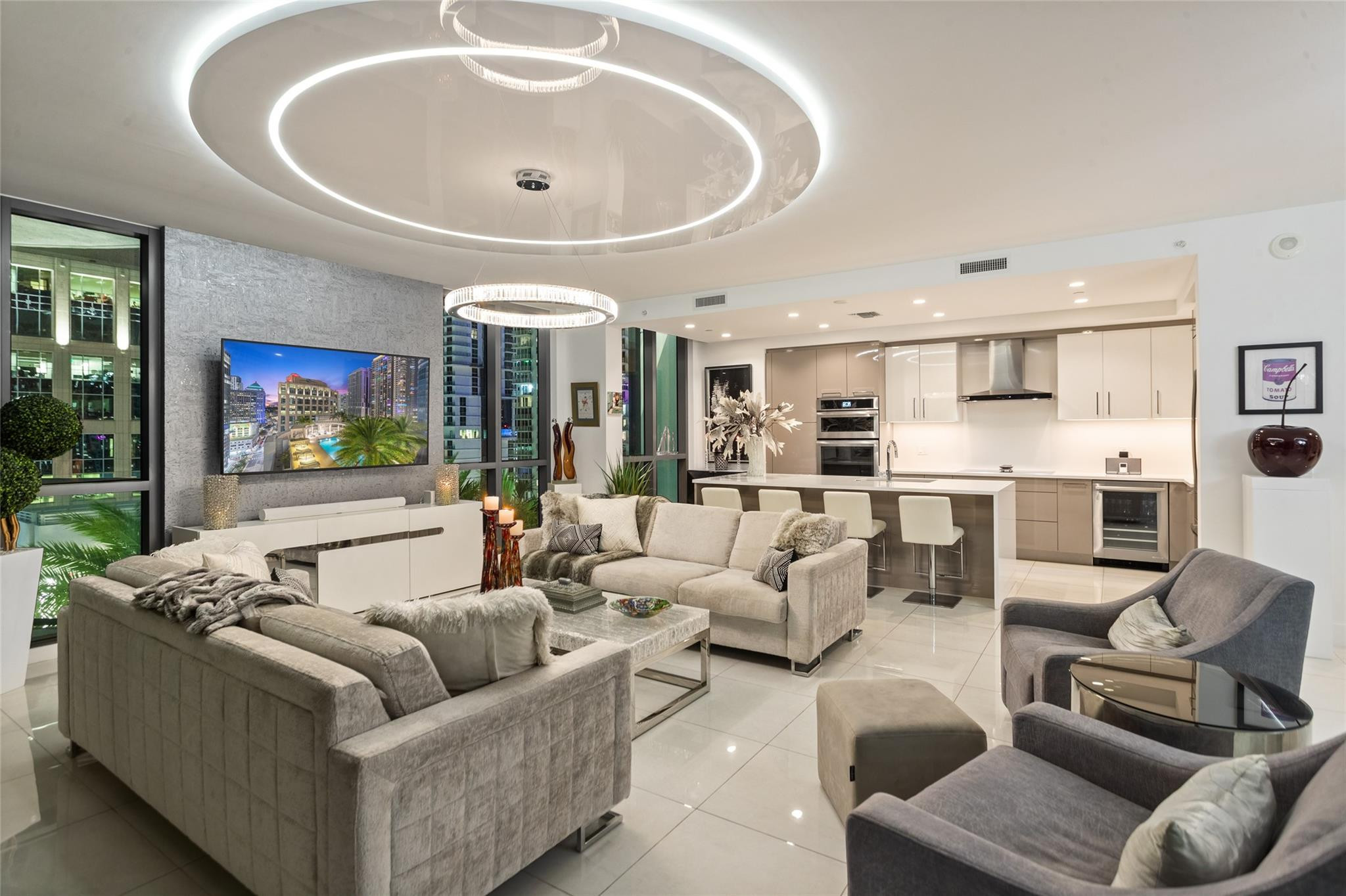 100 E Las Olas #1901 Fort Lauderdale, FL 33301