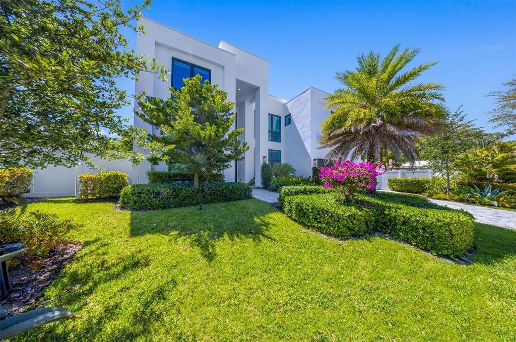 2001 Marietta Fort Lauderdale, FL 33316