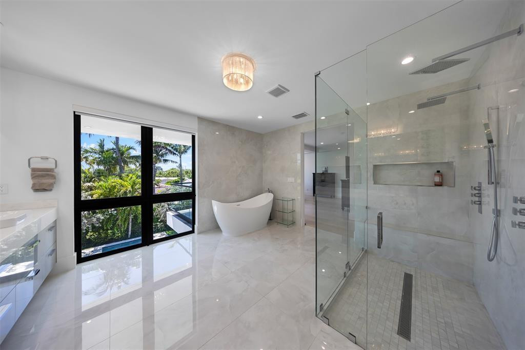 2001 Marietta Fort Lauderdale, FL 33316