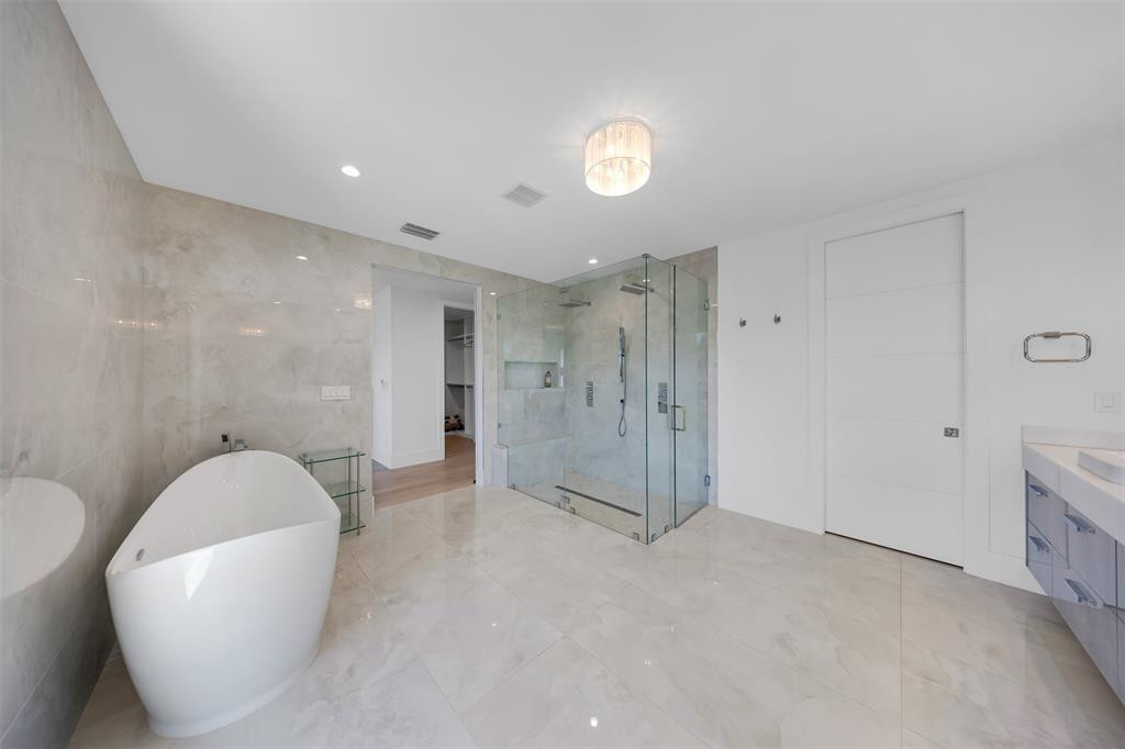 2001 Marietta Fort Lauderdale, FL 33316