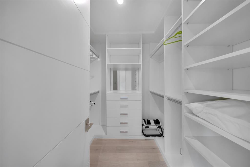 2001 Marietta Fort Lauderdale, FL 33316