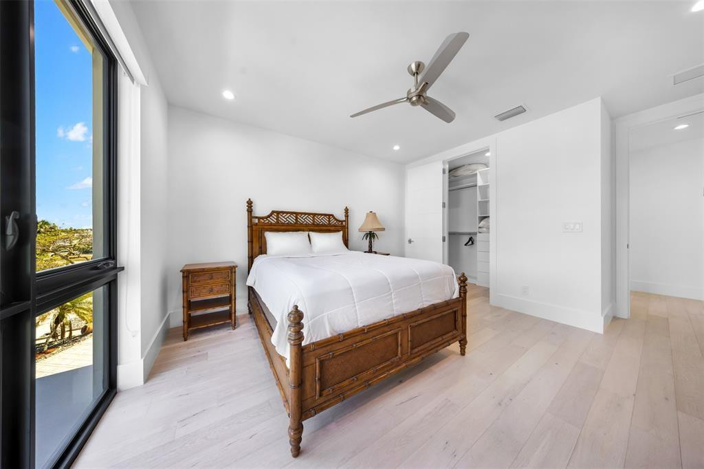 2001 Marietta Fort Lauderdale, FL 33316