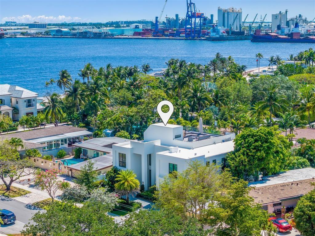 2001 Marietta Fort Lauderdale, FL 33316