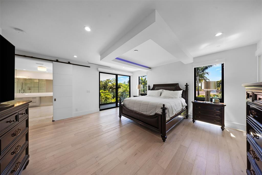 2001 Marietta Fort Lauderdale, FL 33316