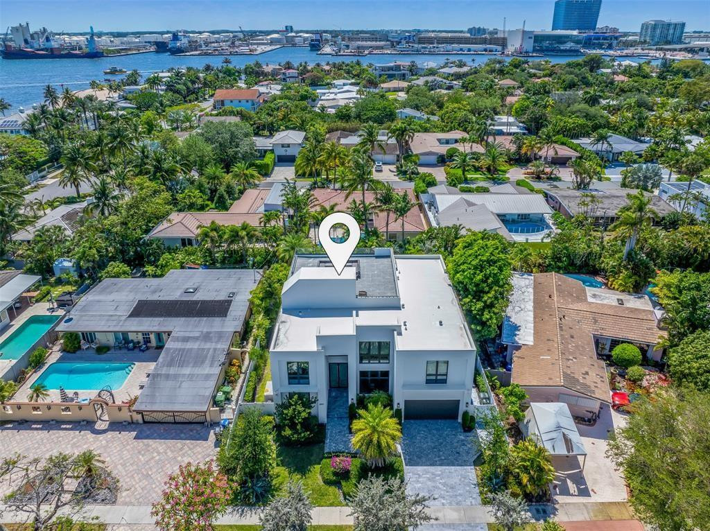 2001 Marietta Fort Lauderdale, FL 33316