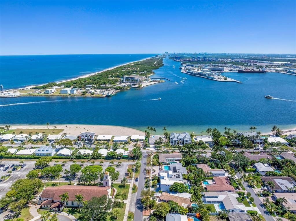 2001 Marietta Fort Lauderdale, FL 33316