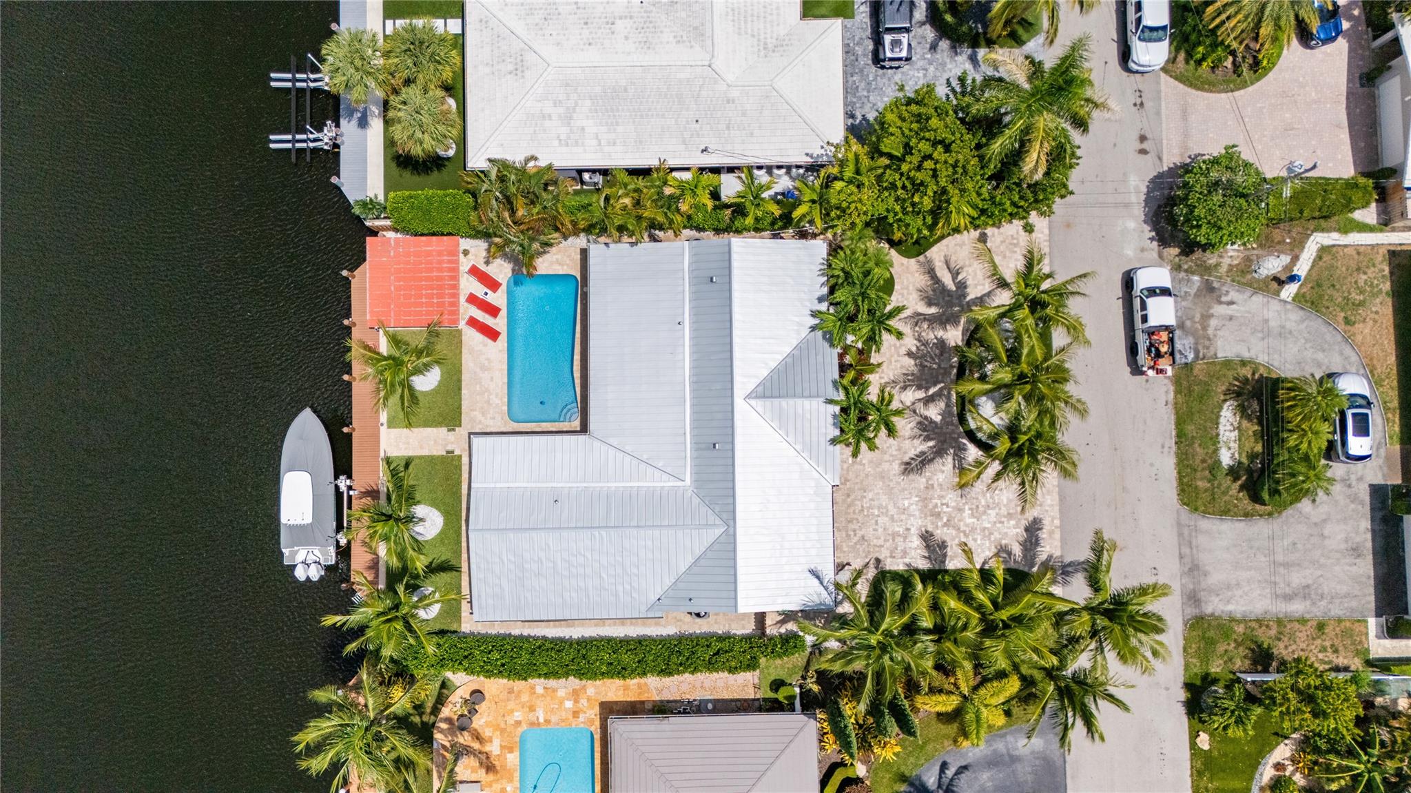 2761 NE 57th Ct Fort Lauderdale, FL 33308