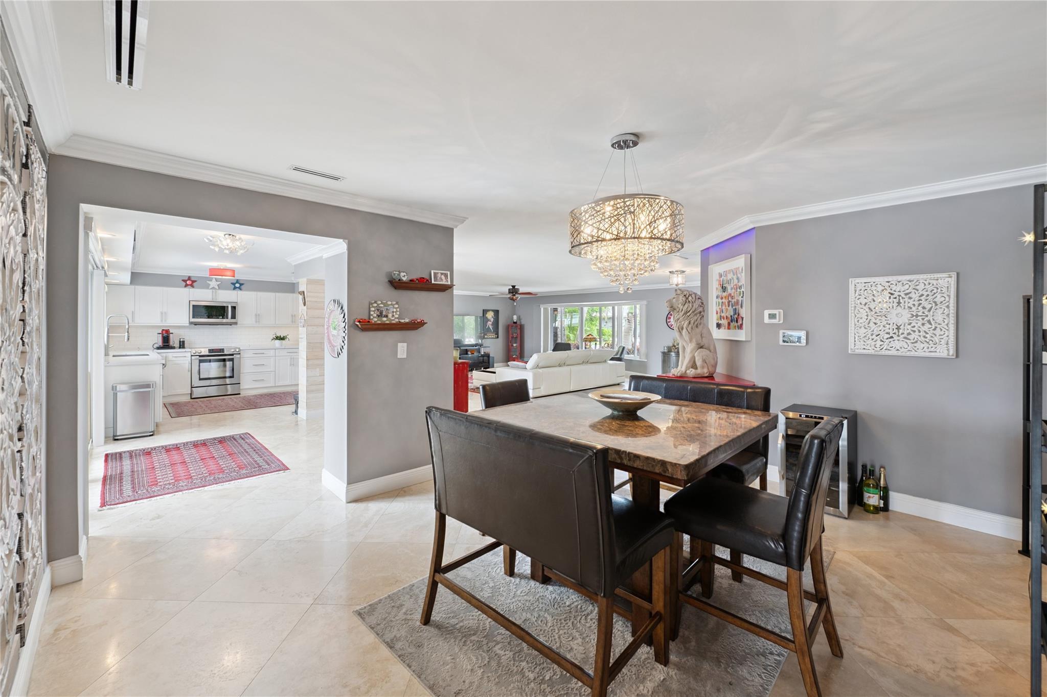 2761 NE 57th Ct Fort Lauderdale, FL 33308