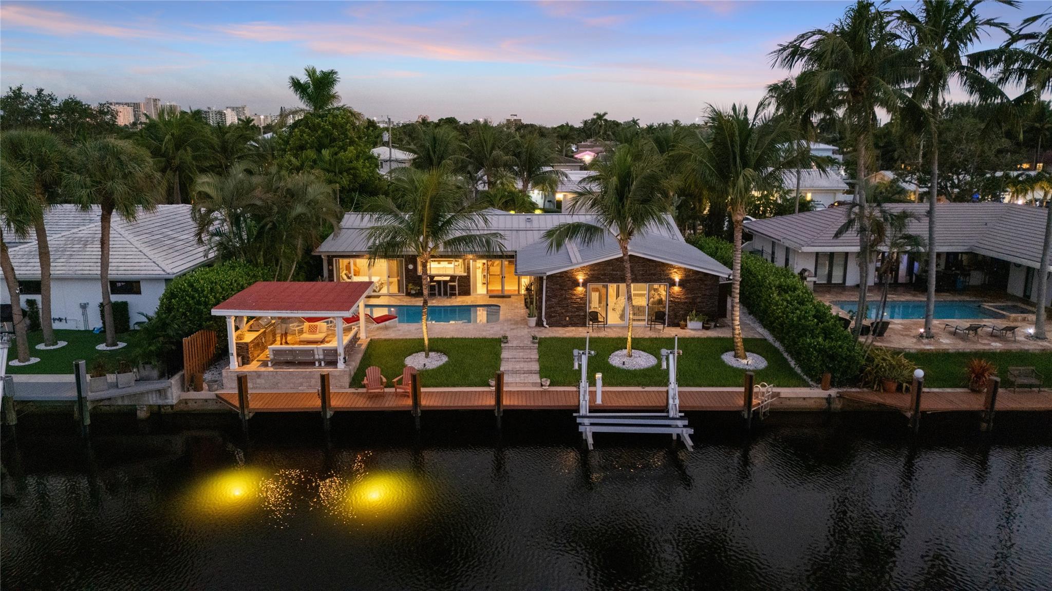 2761 NE 57th Ct Fort Lauderdale, FL 33308