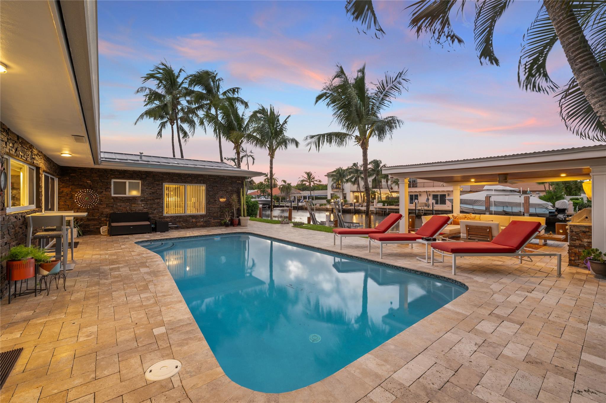 2761 NE 57th Ct Fort Lauderdale, FL 33308