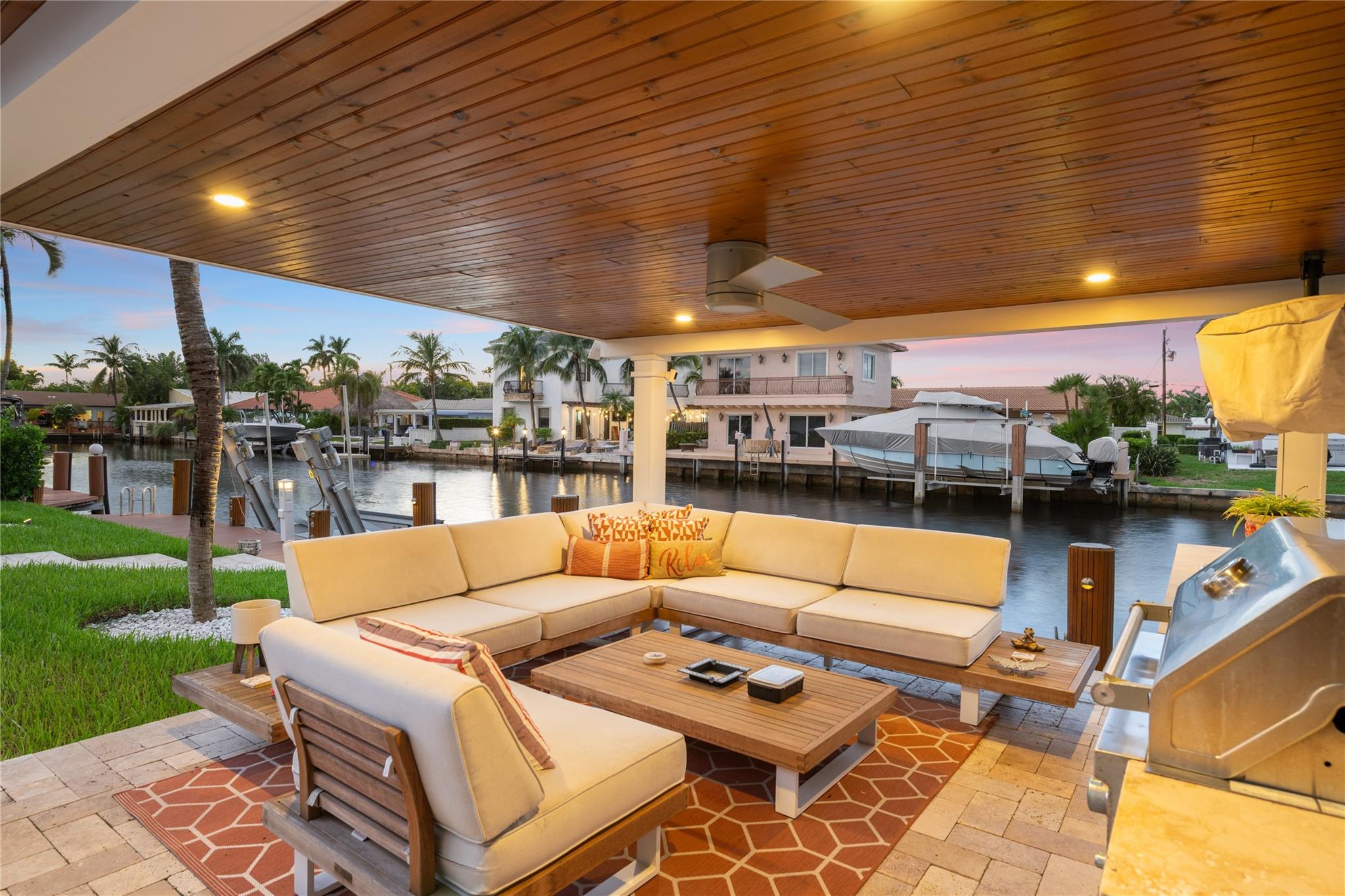 2761 NE 57th Ct Fort Lauderdale, FL 33308