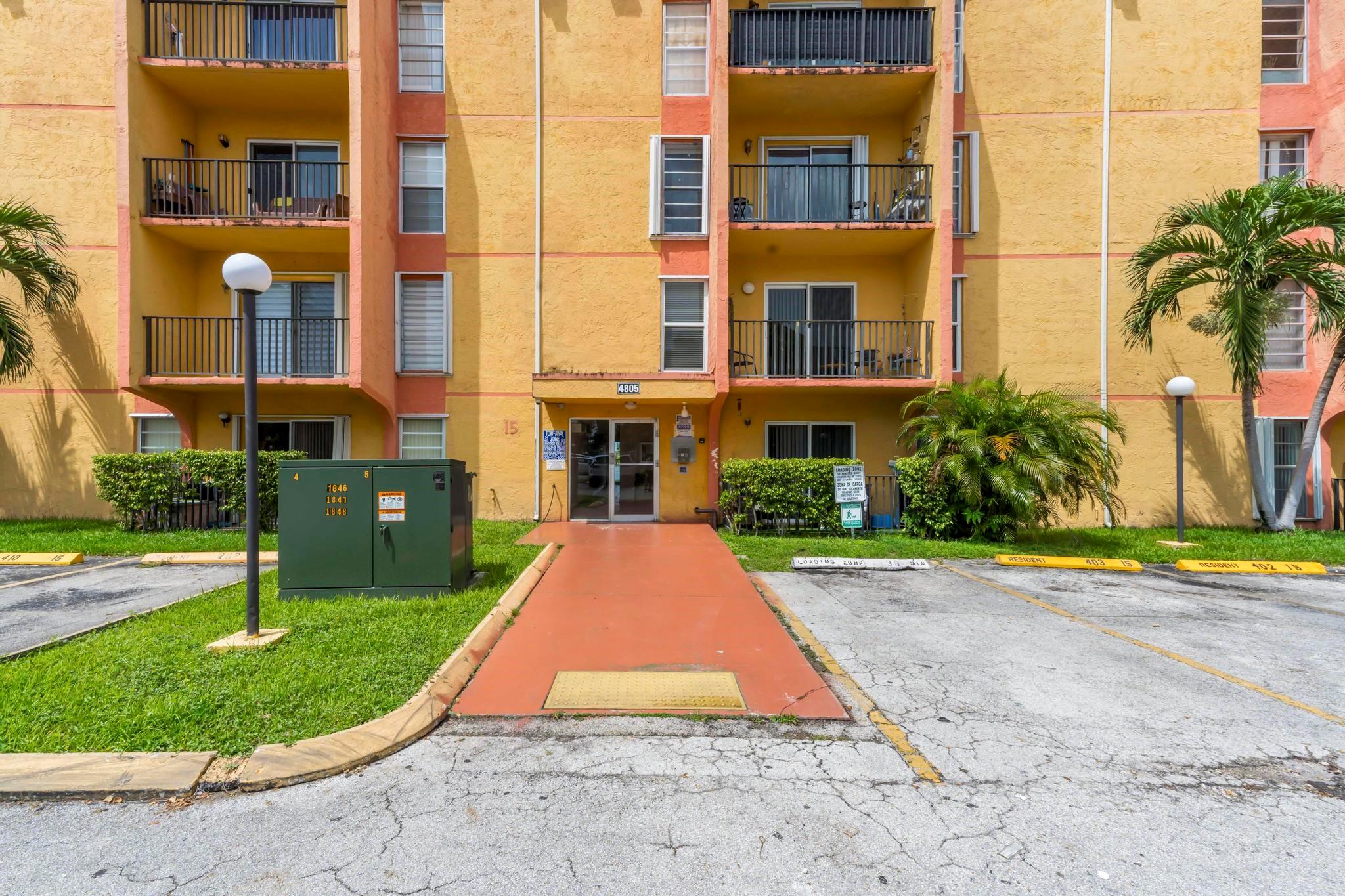 4805 NW 7th St #105-15