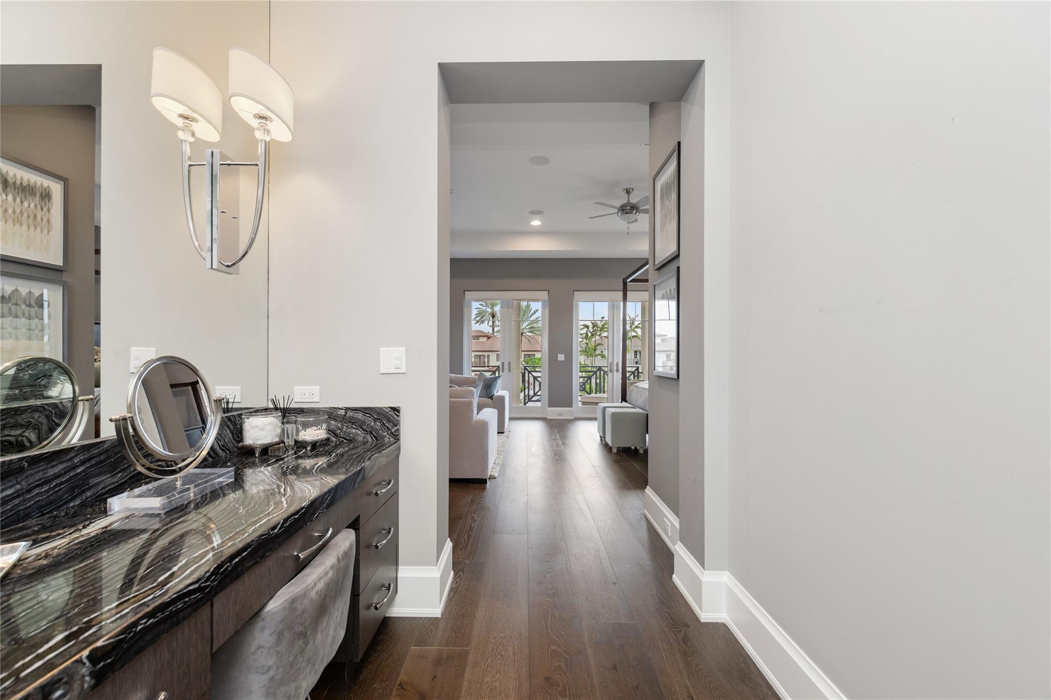 3211 NE 27th Ave Lighthouse Point, FL 33064