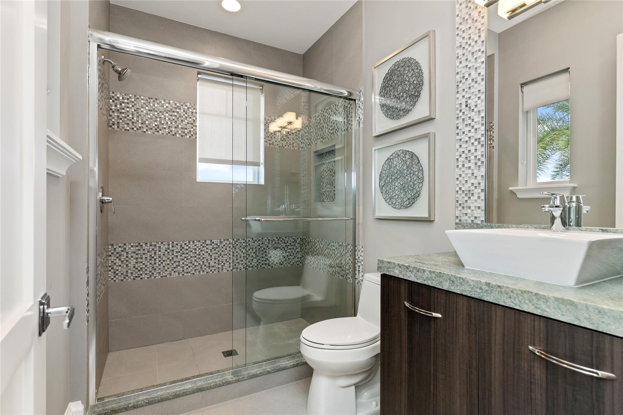 3211 NE 27th Ave Lighthouse Point, FL 33064