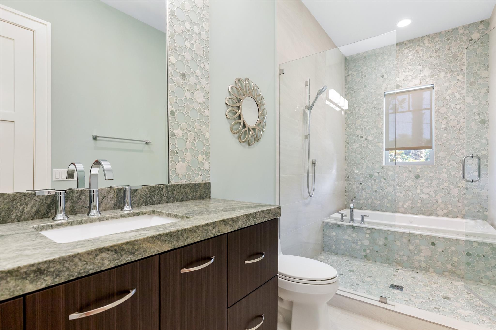 3211 NE 27th Ave Lighthouse Point, FL 33064