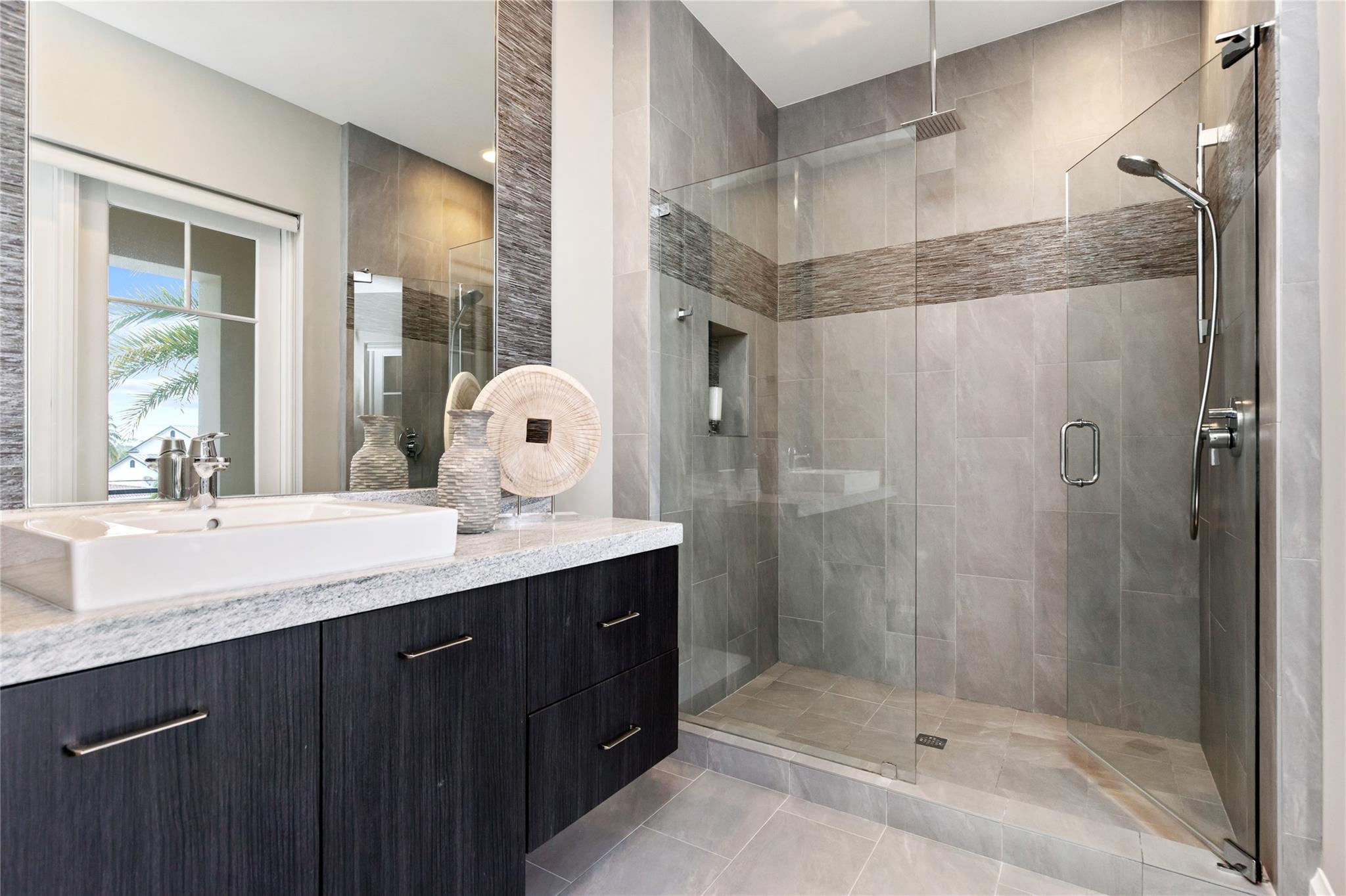 3211 NE 27th Ave Lighthouse Point, FL 33064