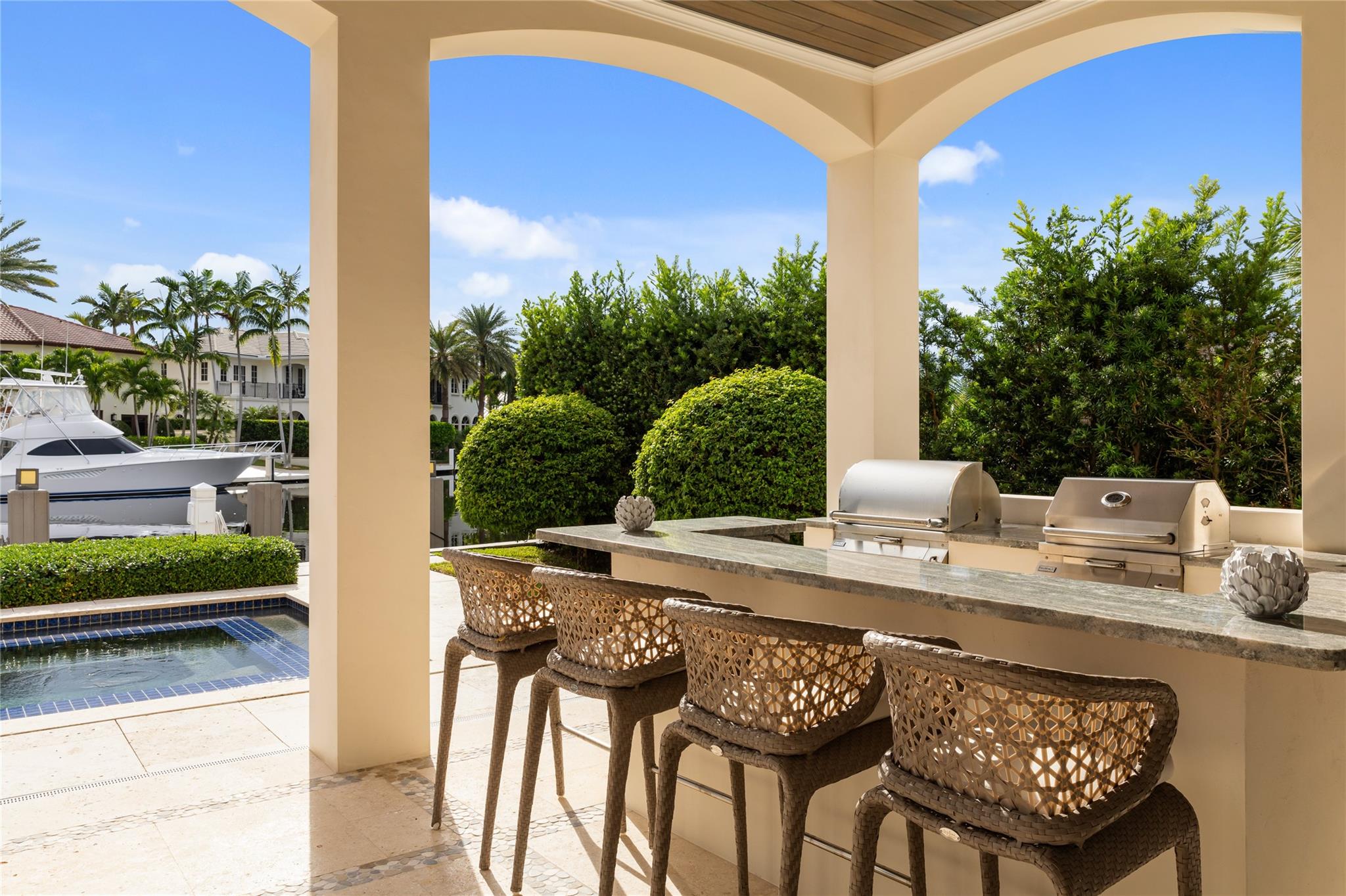 3211 NE 27th Ave Lighthouse Point, FL 33064