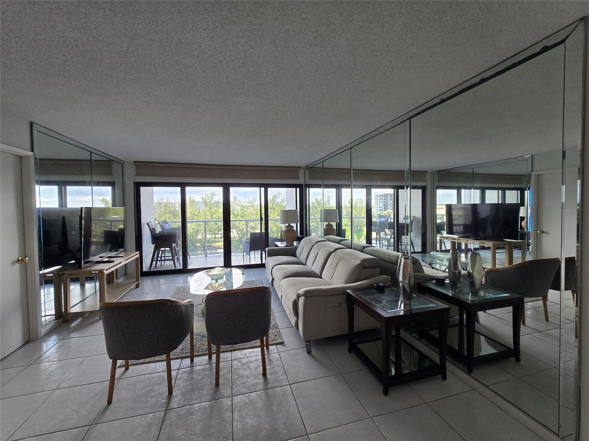 1401 N Riverside Dr #705,Pompano Beach, FL 33062