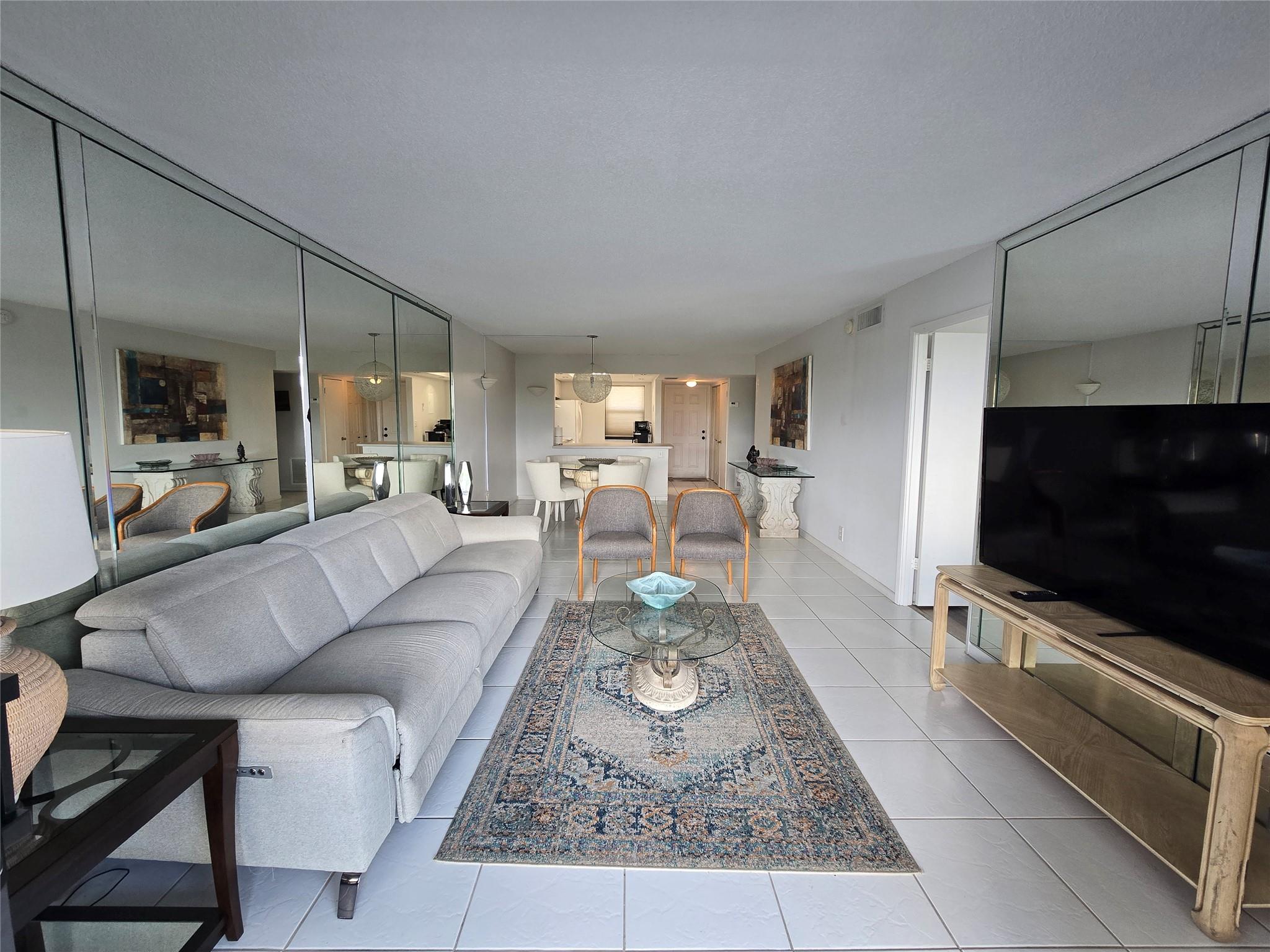 1401 N Riverside Dr #705,Pompano Beach, FL 33062