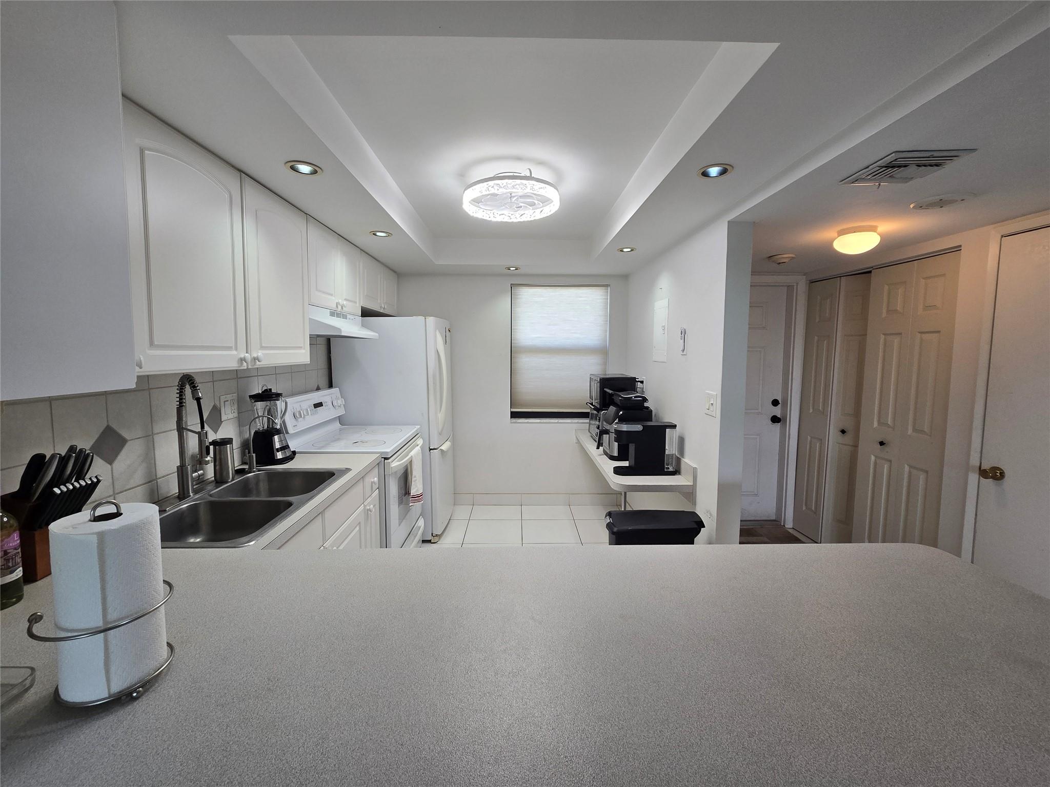 1401 N Riverside Dr #705,Pompano Beach, FL 33062