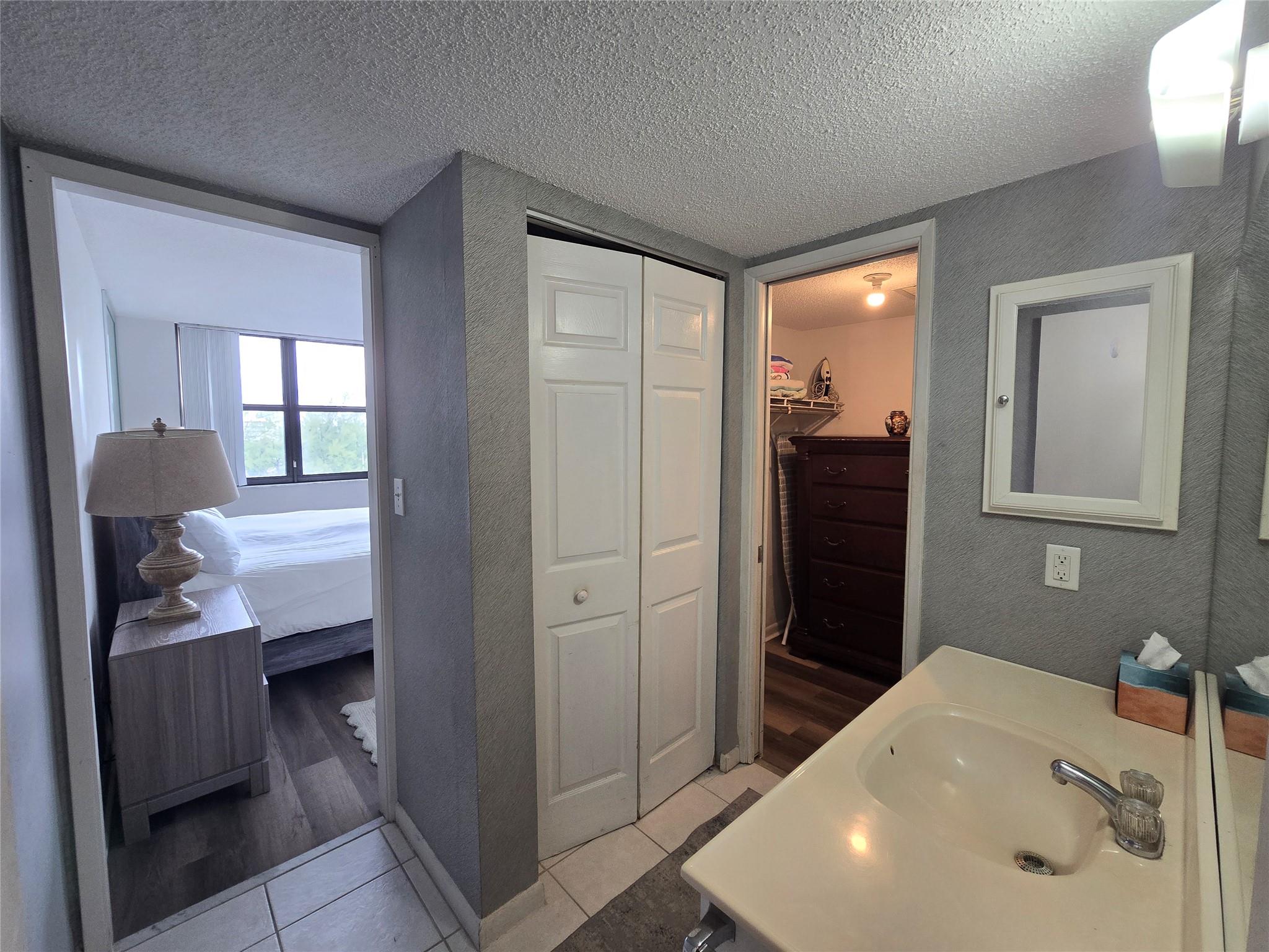 1401 N Riverside Dr #705,Pompano Beach, FL 33062