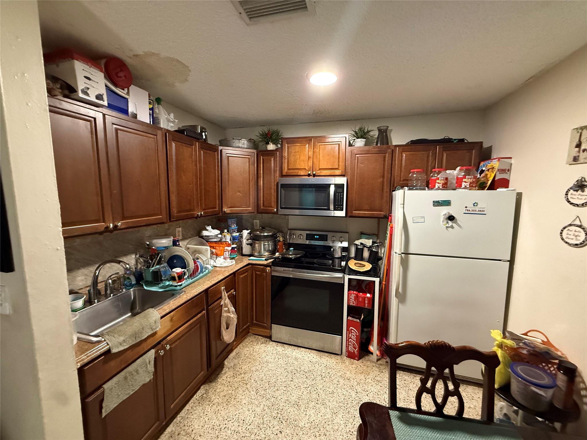 1028 NW 24th St Miami, FL 33127