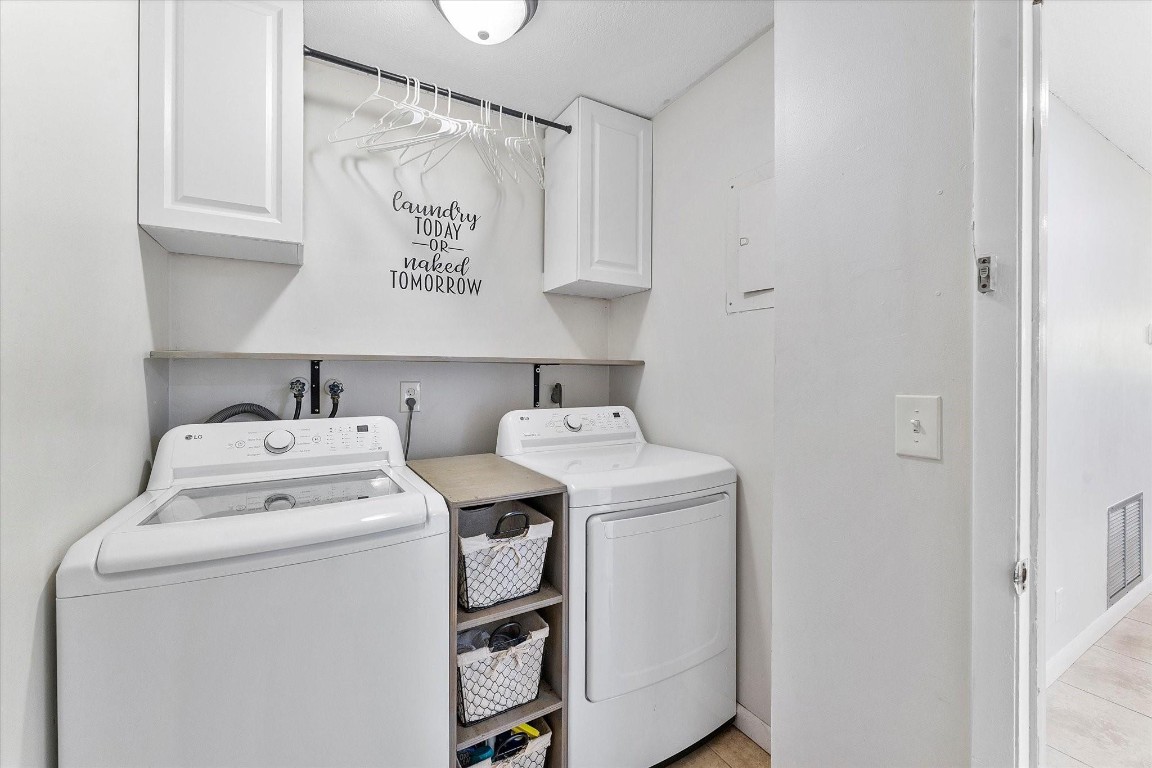 2757 NW 83rd Ter Coral Springs, FL 33065