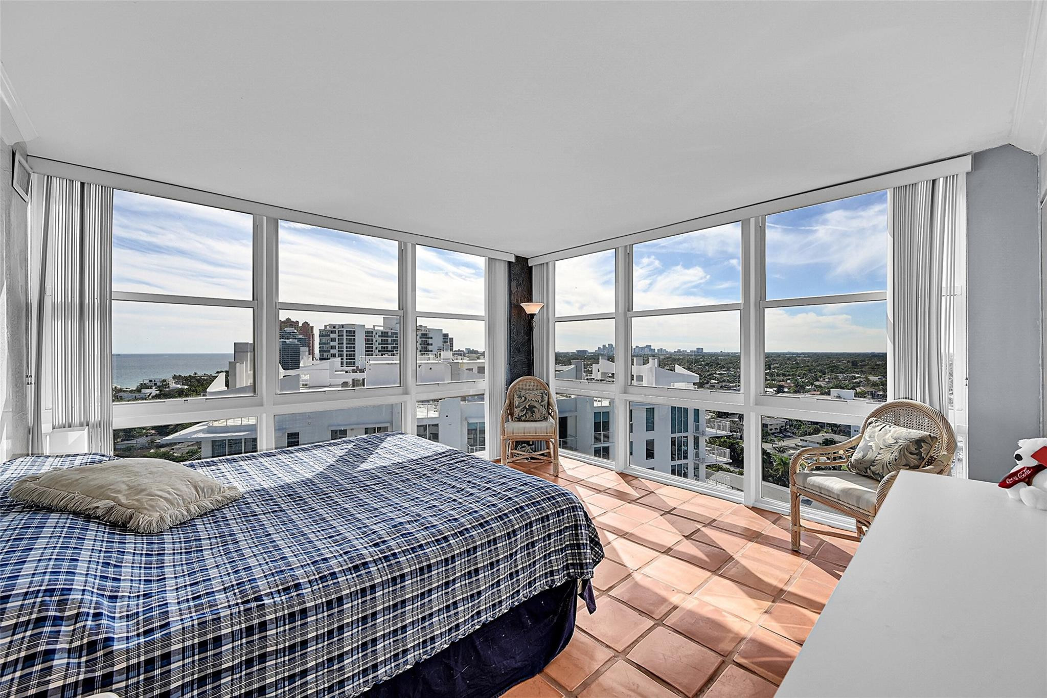 2841 N Ocean #1801 Fort Lauderdale, FL 33308