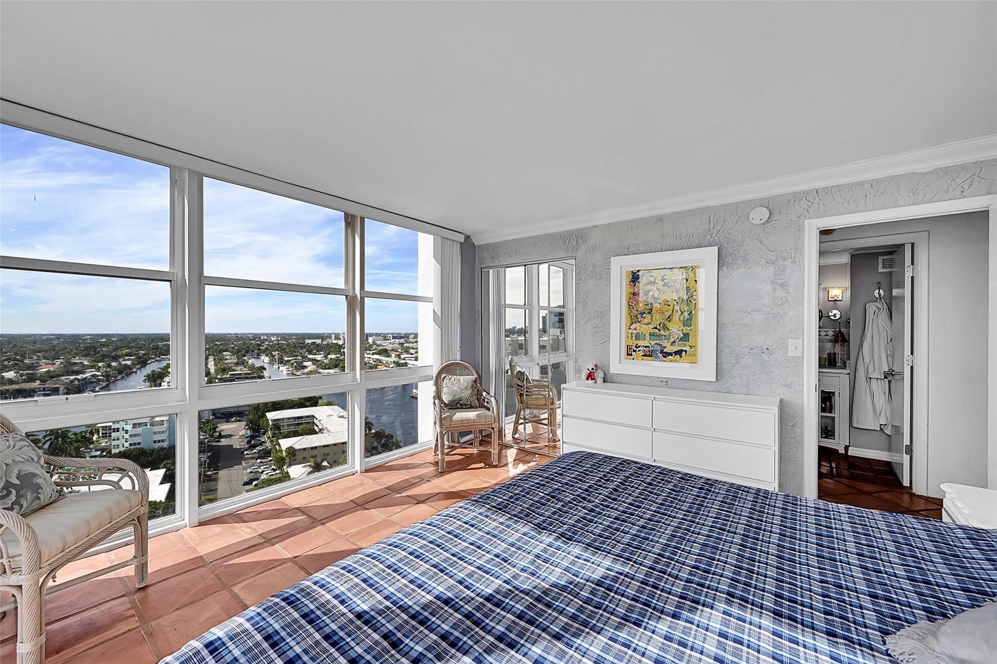 2841 N Ocean #1801 Fort Lauderdale, FL 33308