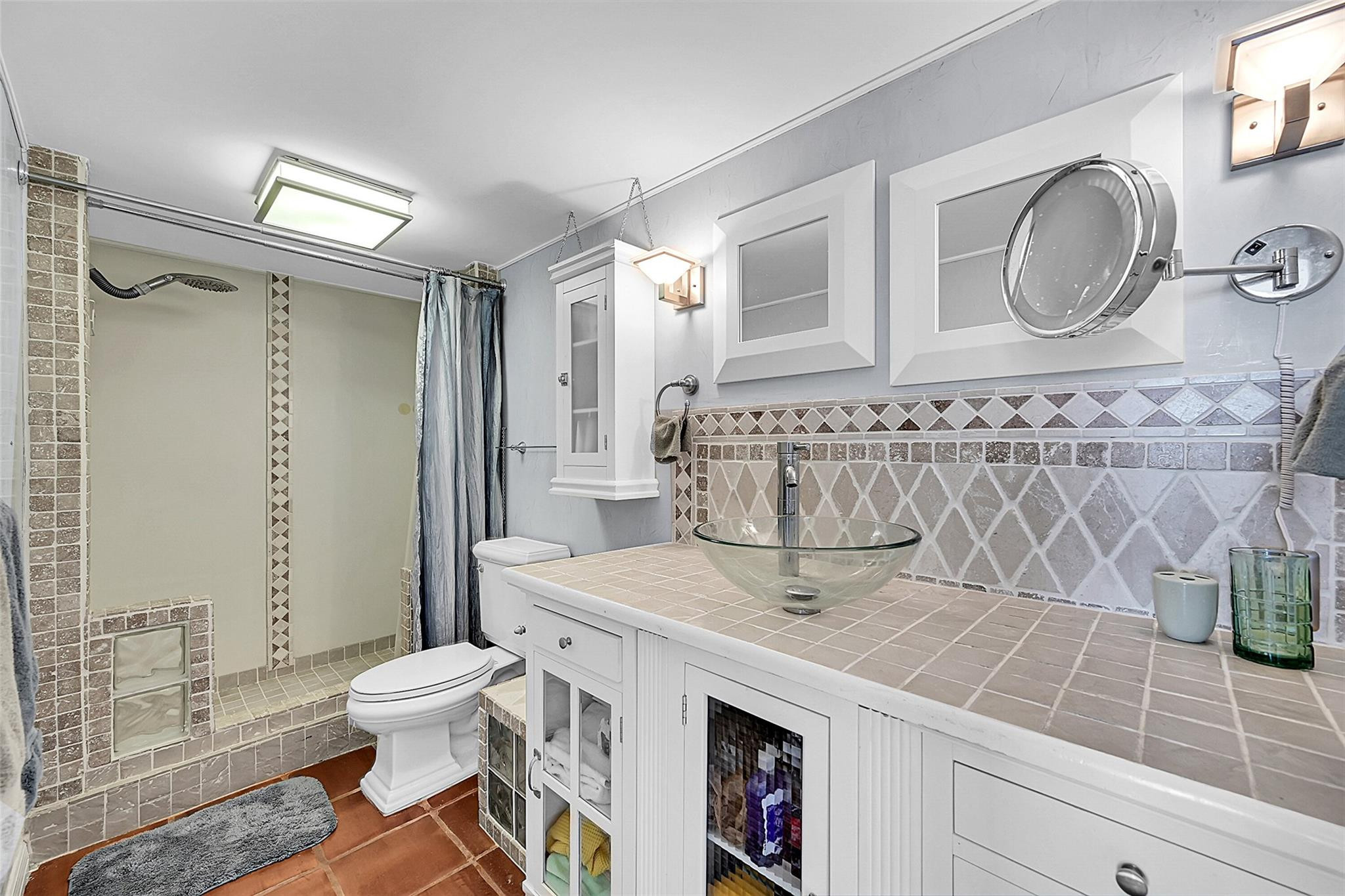 2841 N Ocean #1801 Fort Lauderdale, FL 33308
