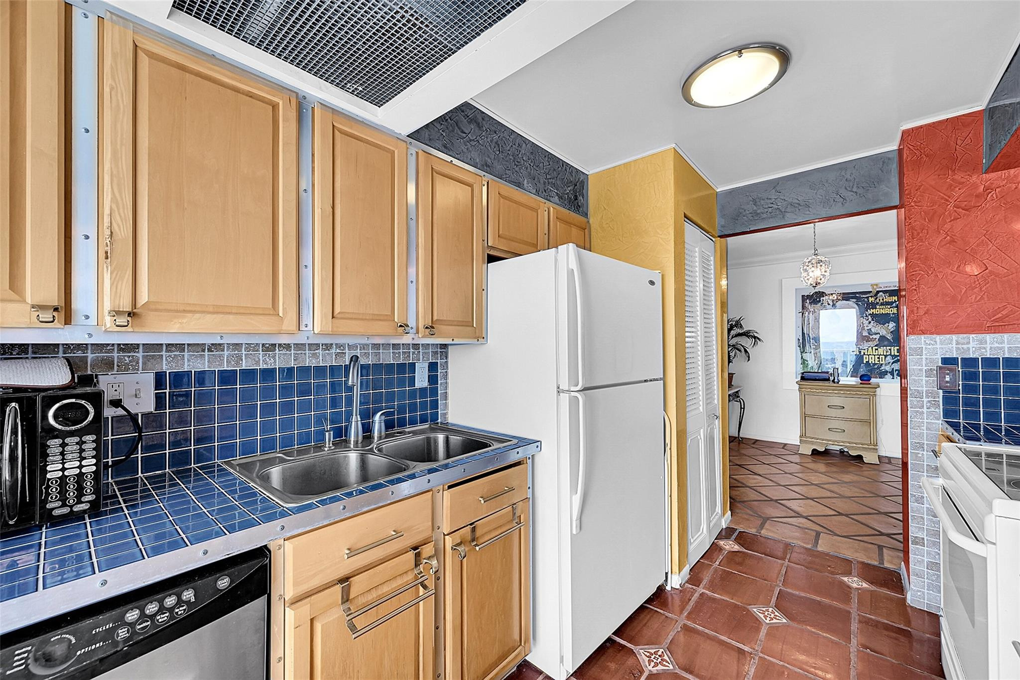 2841 N Ocean #1801 Fort Lauderdale, FL 33308