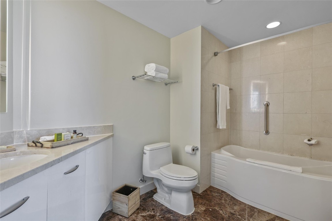 505 N Fort Lauderdale Bch #1702 Fort Lauderdale, FL 33304