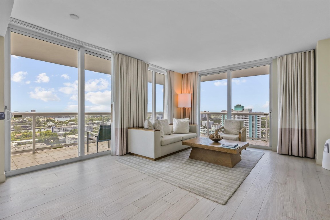 505 N Fort Lauderdale Bch #1702 Fort Lauderdale, FL 33304