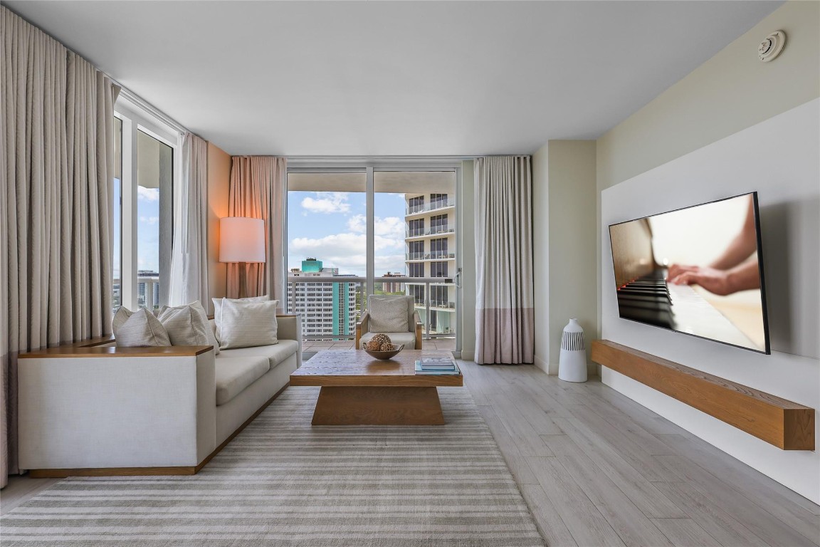 505 N Fort Lauderdale Bch #1702 Fort Lauderdale, FL 33304