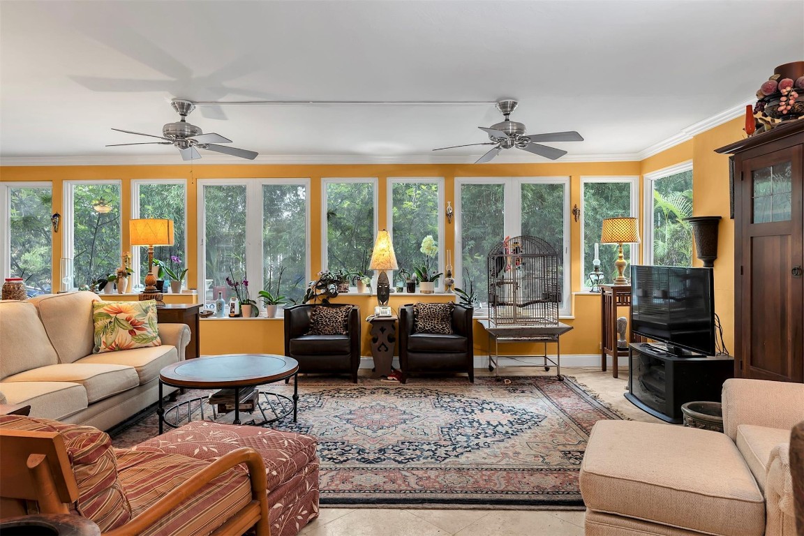 2162 NE 65th Fort Lauderdale, FL 33308