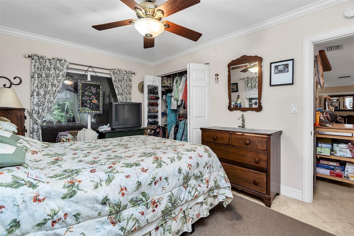 2162 NE 65th Fort Lauderdale, FL 33308