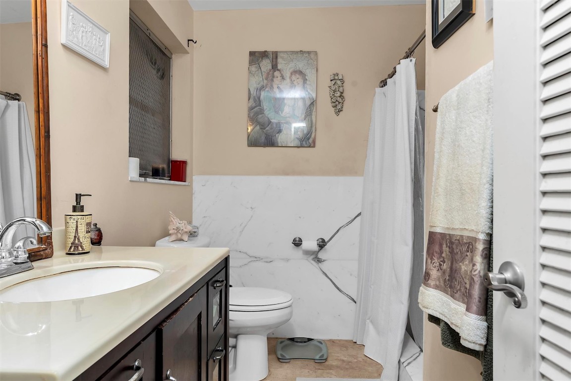 2162 NE 65th Fort Lauderdale, FL 33308