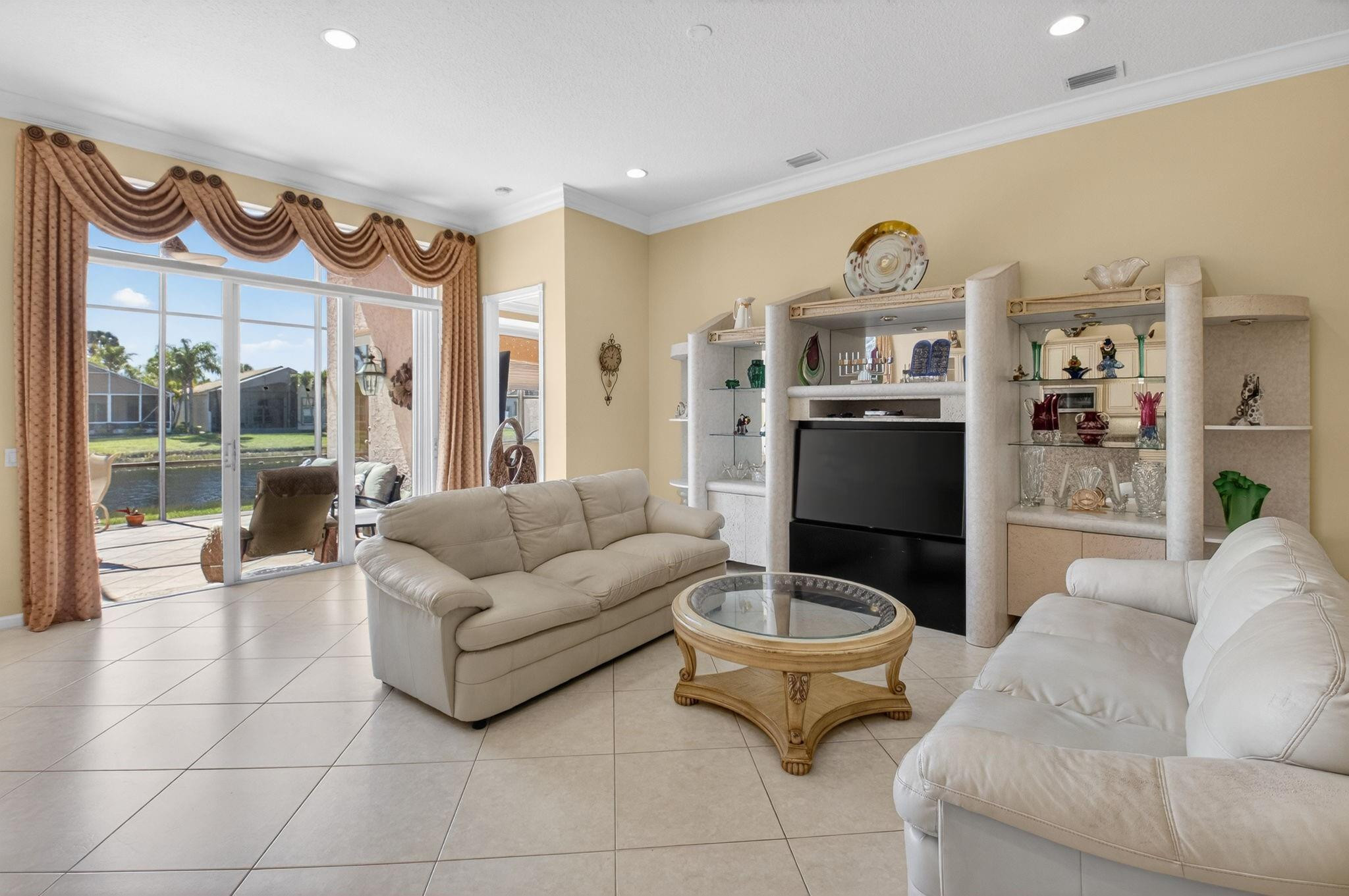 8270 Azure Coast Lake Worth, FL 33467