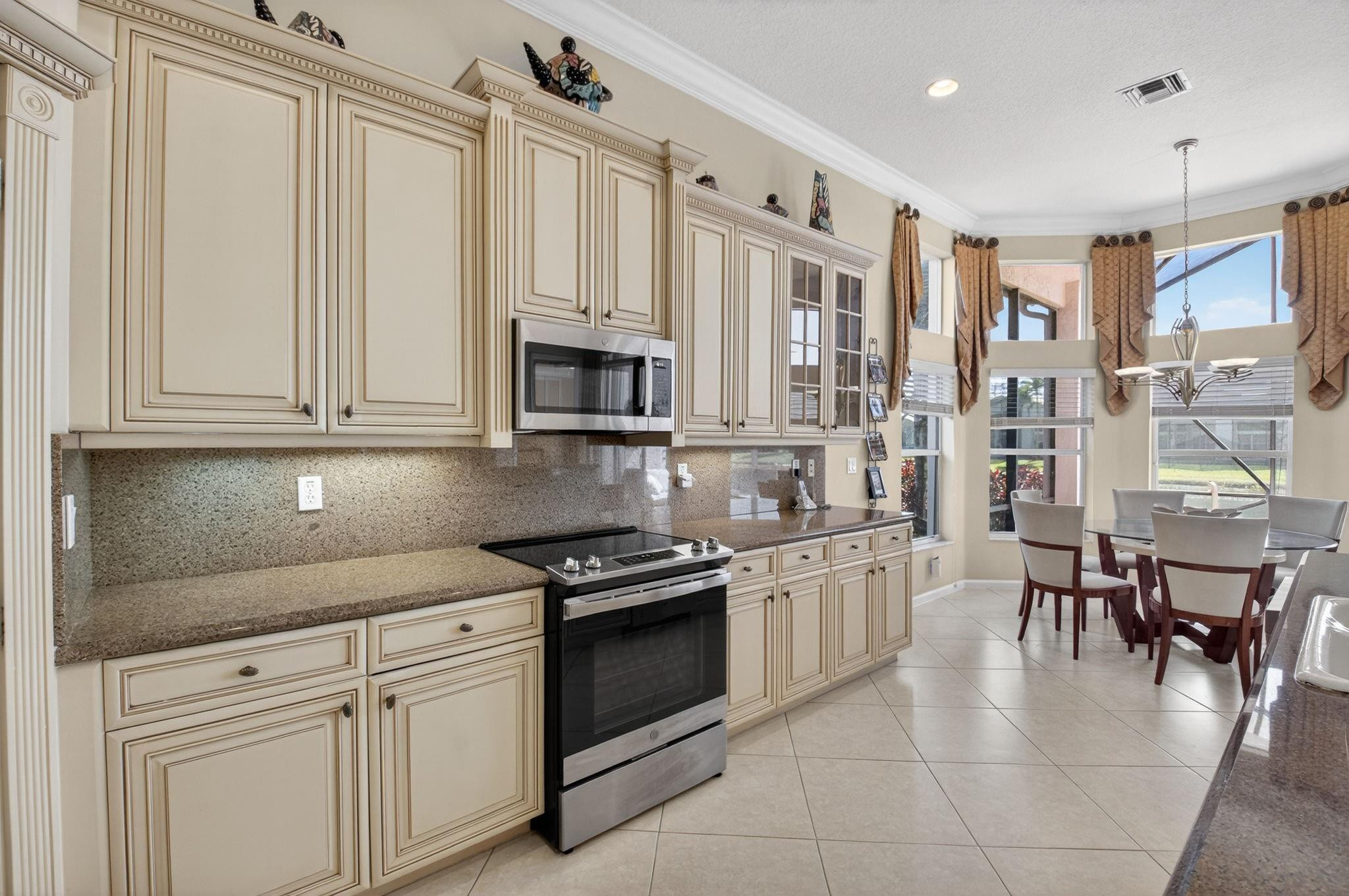 8270 Azure Coast Lake Worth, FL 33467