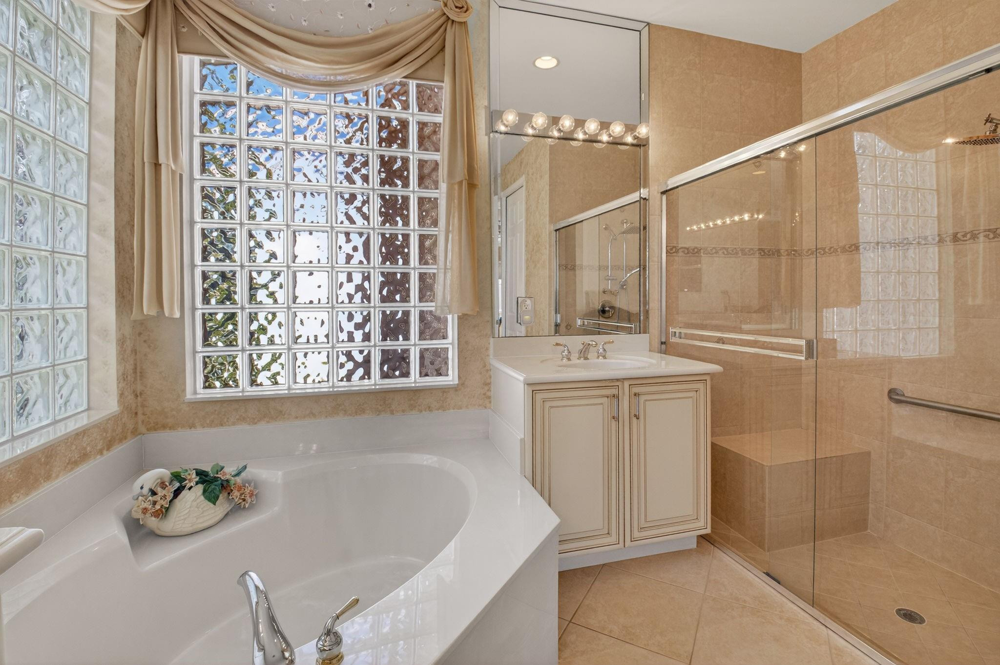 8270 Azure Coast Lake Worth, FL 33467