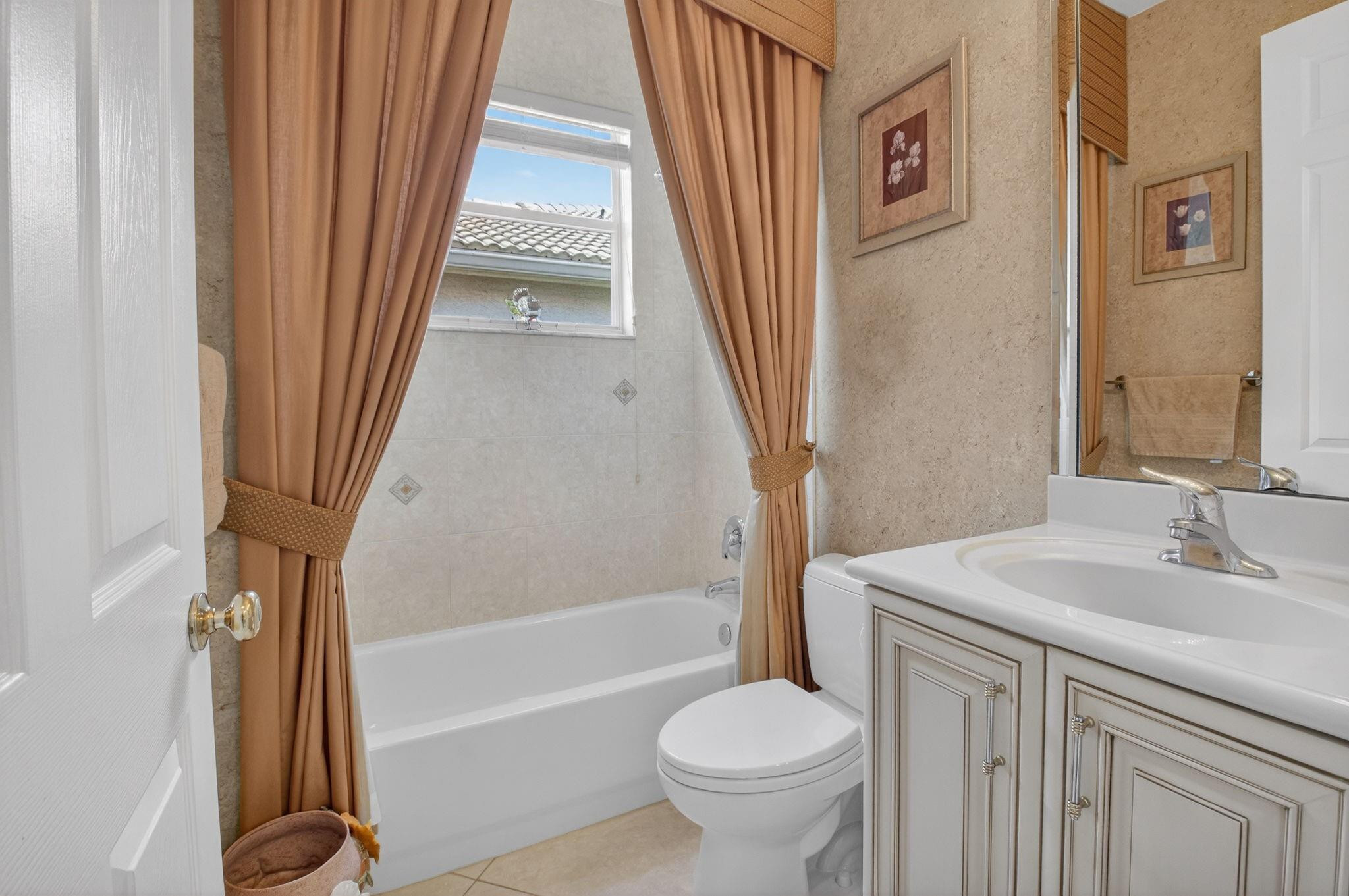 8270 Azure Coast Lake Worth, FL 33467