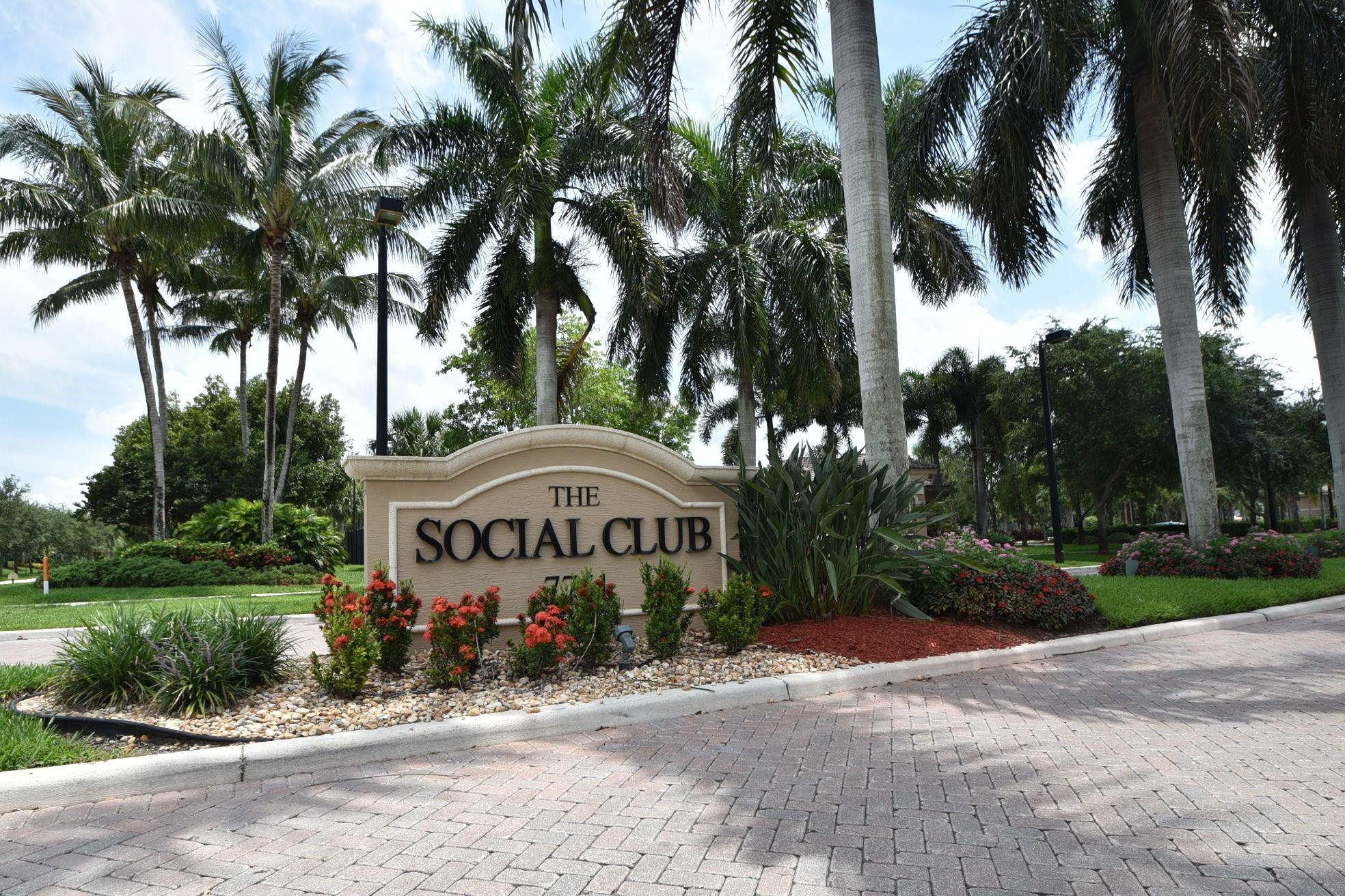 8270 Azure Coast Lake Worth, FL 33467