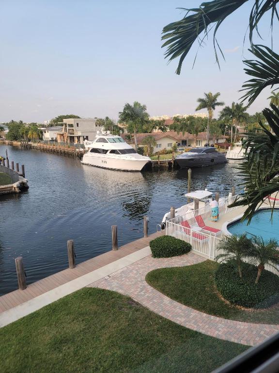 3031 NE 51st St #305w Fort Lauderdale, FL 33308
