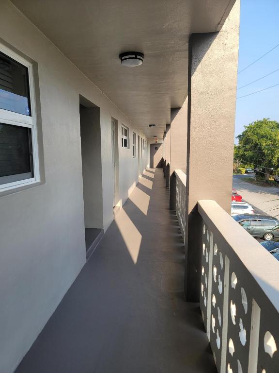 3031 NE 51st St #305w Fort Lauderdale, FL 33308