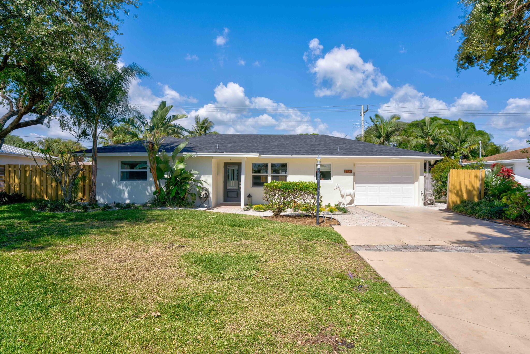 1508 Venus Ave