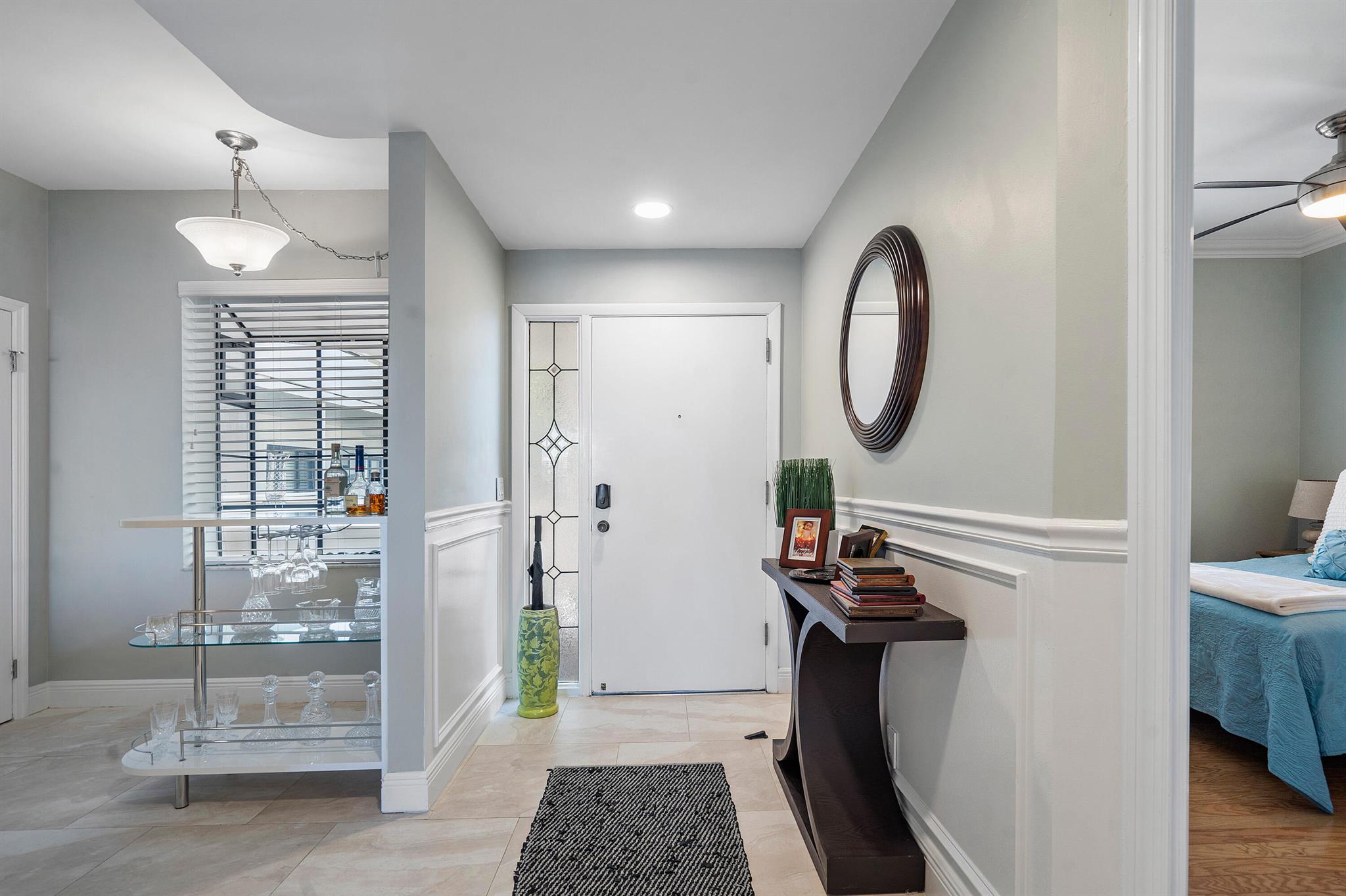 200 Waterway Rd #204 Tequesta, FL 33469