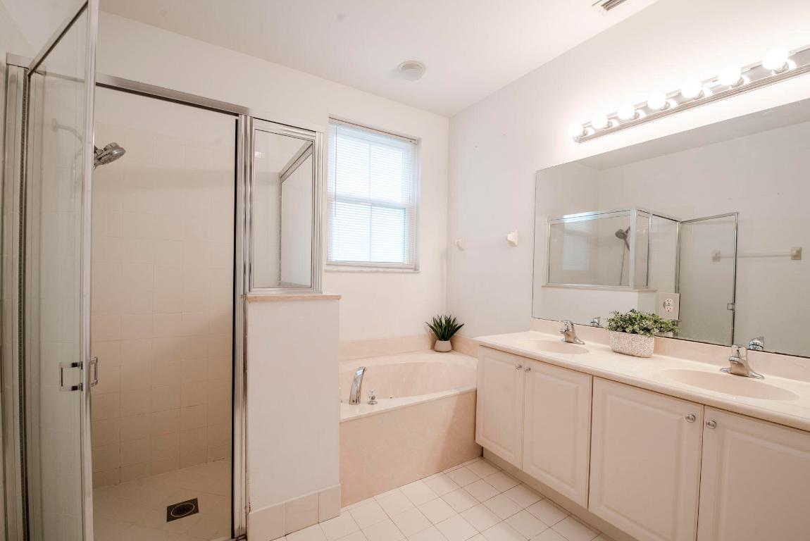 1484 W Frederick Small Jupiter, FL 33458