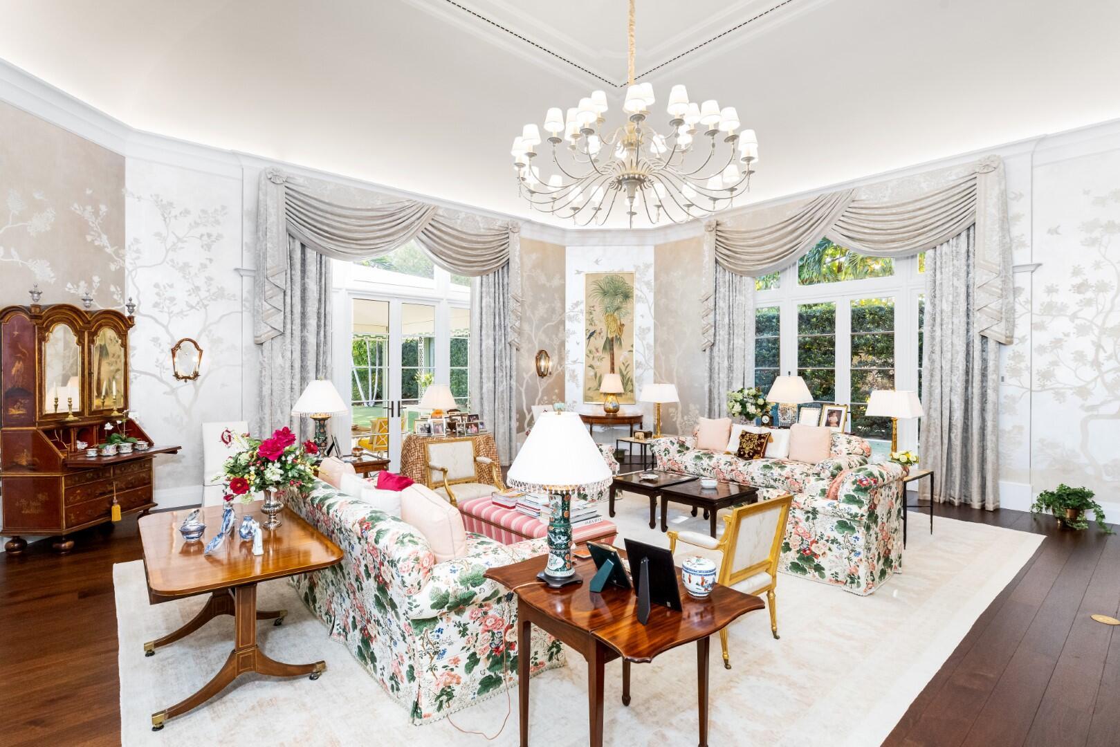 710 S County Rd Palm Beach, FL 33480