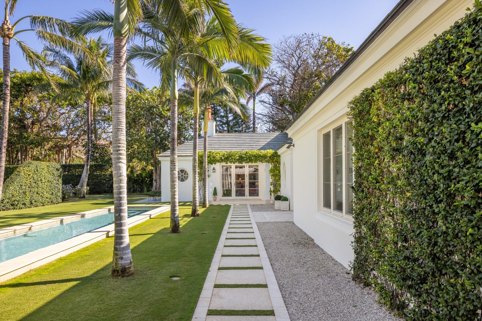 710 S County Rd Palm Beach, FL 33480